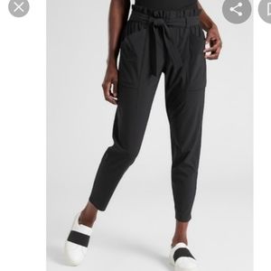 Athleta size 0 paper bag belted pants with pockets  brand new condition.